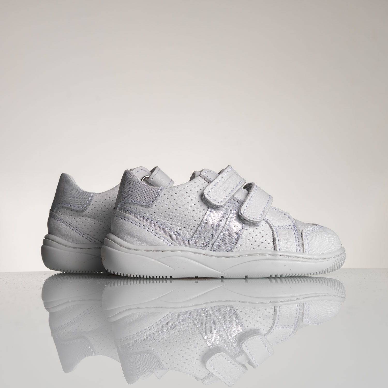 Бебешки боси обувки PONKI Barefoot Lignes Silver №19-21