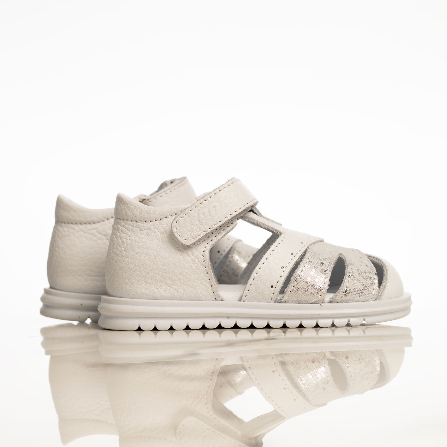 Бебешки сандали PONKI Fallow White №22-25