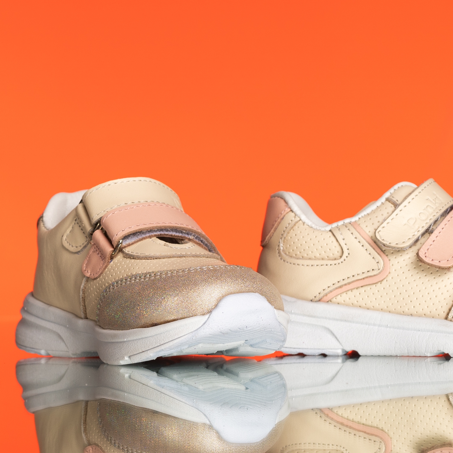 Бебешки сникърси PONKI Cozees Beige №19-25