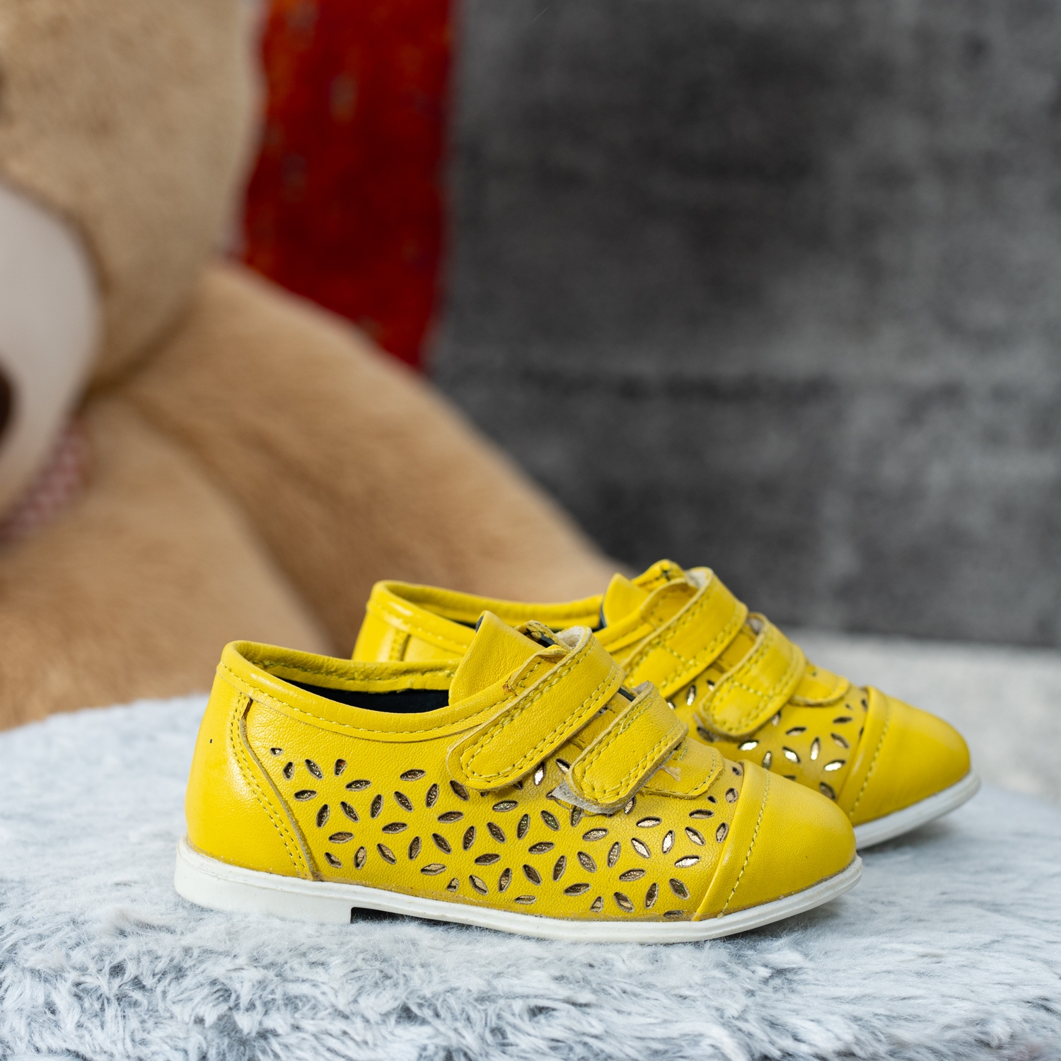 Бебешки Спортно-елегантни обувки PONKI Yellow №22-25