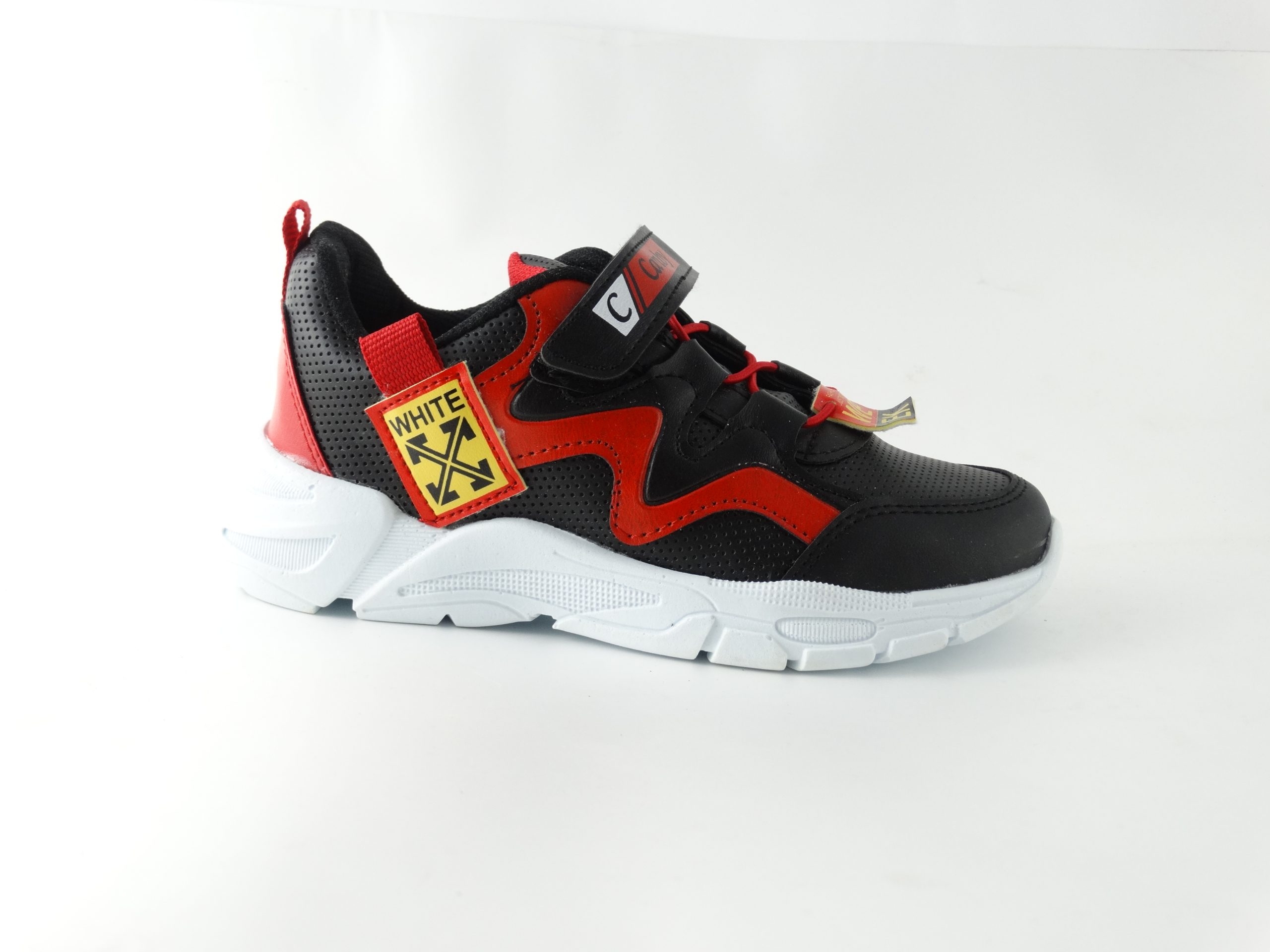 Детски маратонки CARBY BLACK-RED №31-35
