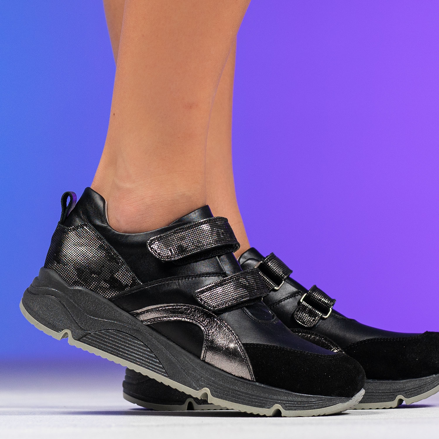 Детски обувки PONKI LUXIOR BLACK №26-30