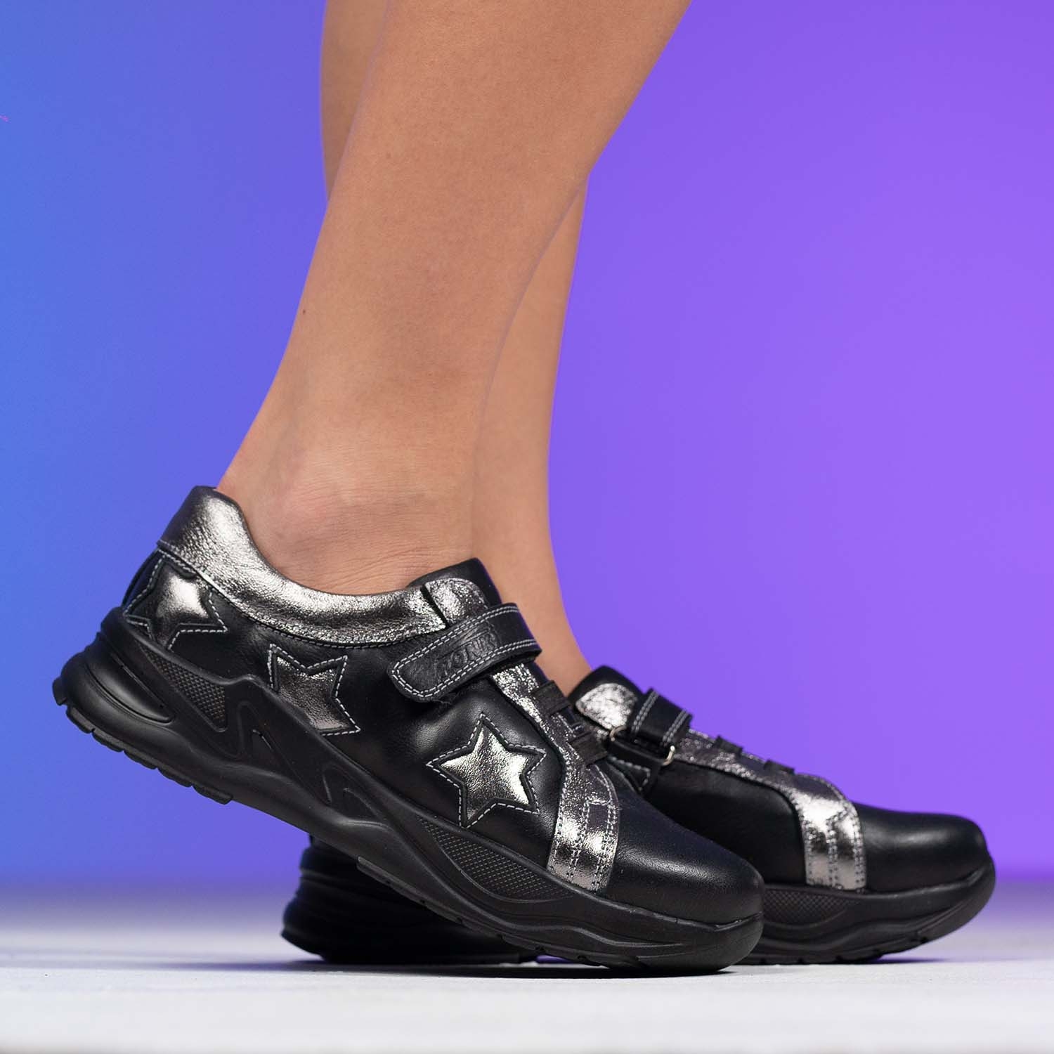 Детски обувки PONKI STARFALL BLACK №26-30