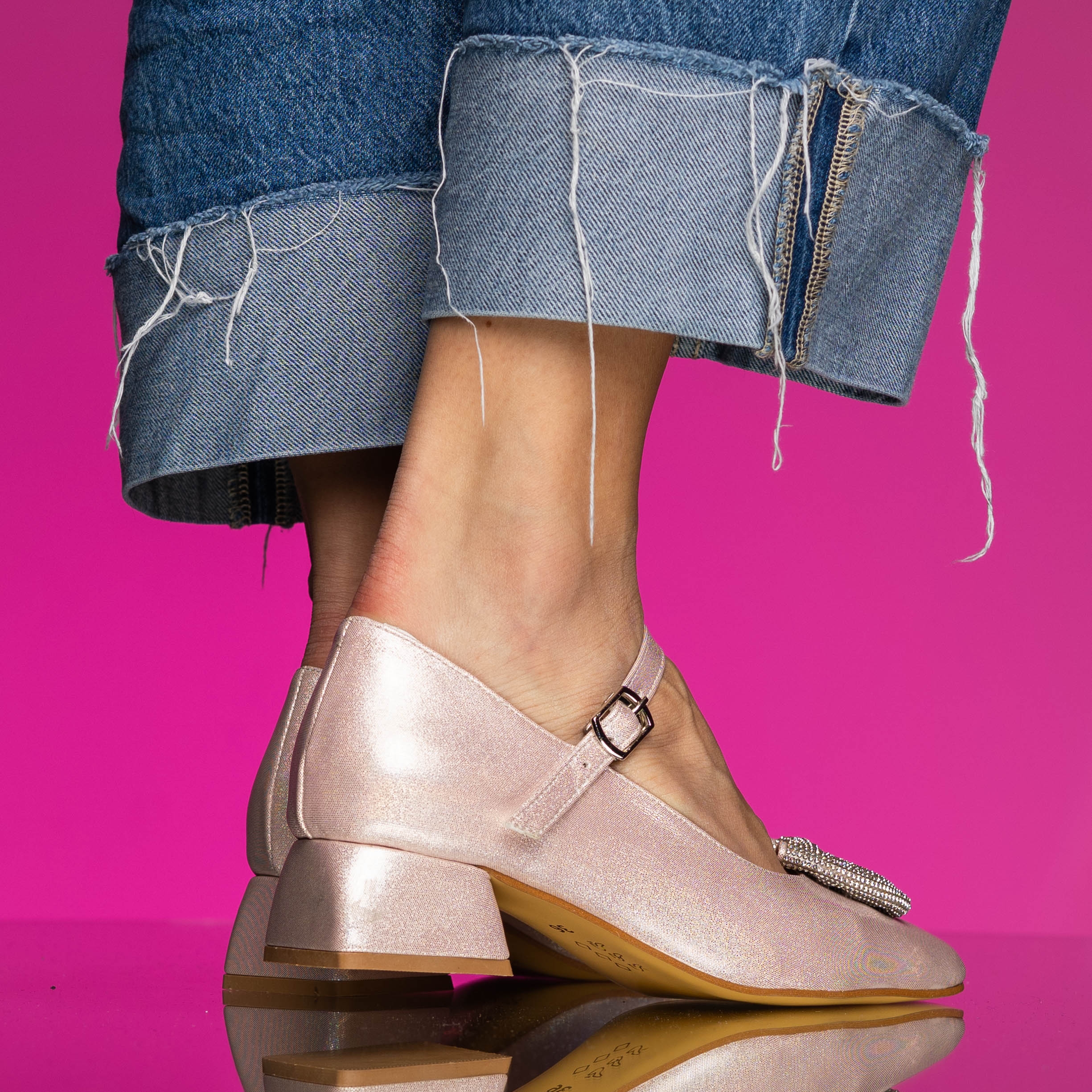 Детски официални обувки на ток PONKI BLOSSOM POWDER  №31-36
